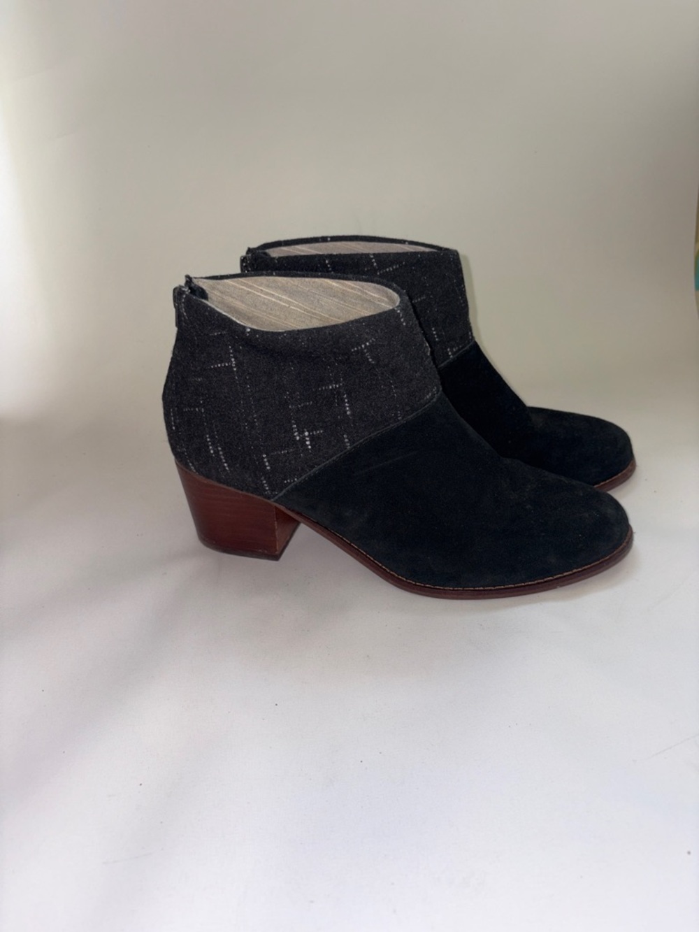 TOMS Leila Black Suede Dotted Wool Ankle Booties Size 10